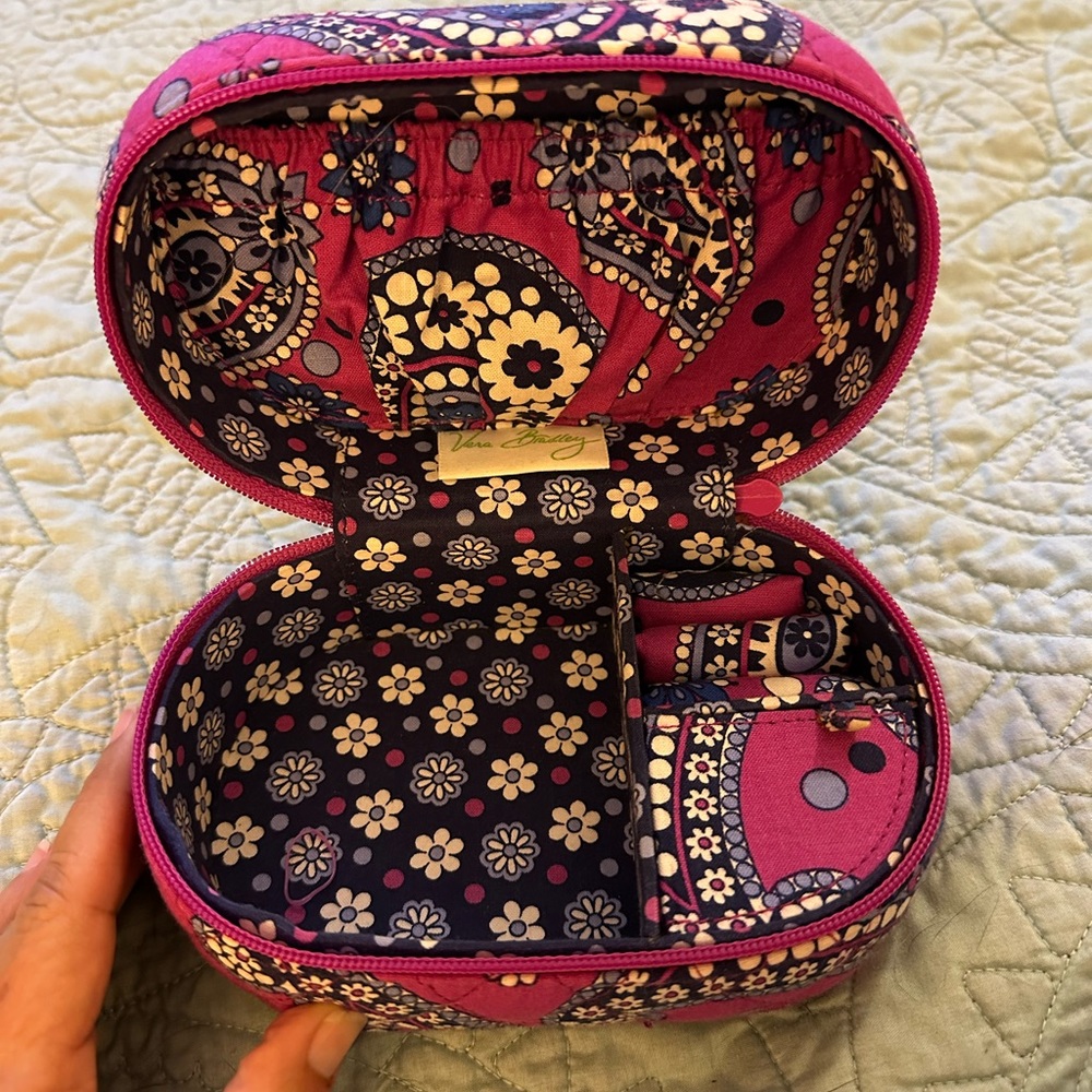 Vera Bradley Jewelry travel case 3”x61/2”